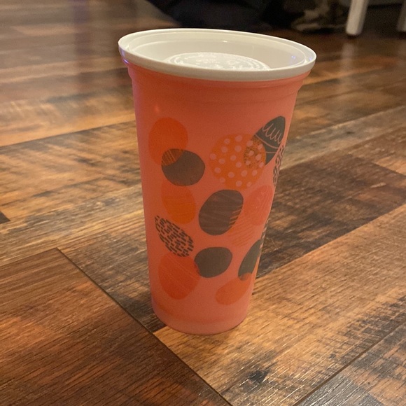 6-pack Starbucks Easter cups - Picture 2 of 7